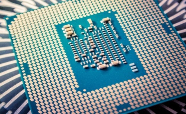 Türk akademisyen Intel#039;in açığını buldu
