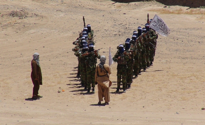 Taliban Afganistan#039;ın Zabul eyaletinde bir ilçeyi daha aldı
