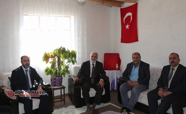 Ağrı Müftüsü Tandoğan Topçu#039;dan Şehit Ailelerine Ziyaret