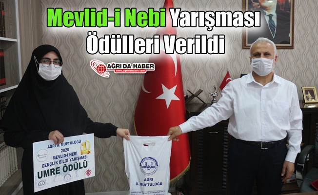 Mevlid-i Nebi Yarışmasında Derece Öğrencileri Ödüllerini aldı