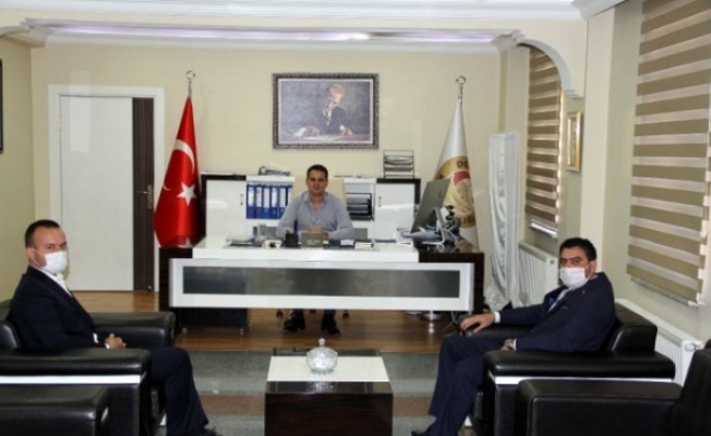 Ağrı Milli Eğitim Müdüründen Doğubayazıt Kaymakamına ziyareti