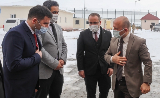 Vali Varoldan Geri Gönderme Merkezine Ziyaret