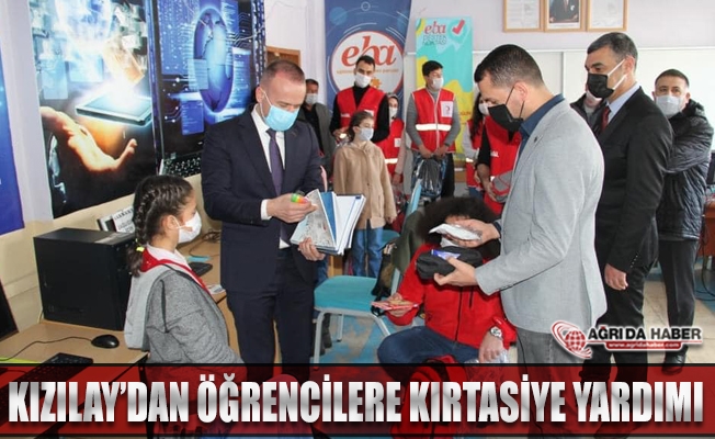 Kızılay Ağrı Şubesinden Öğrencilere Kırtasiye Yardımı