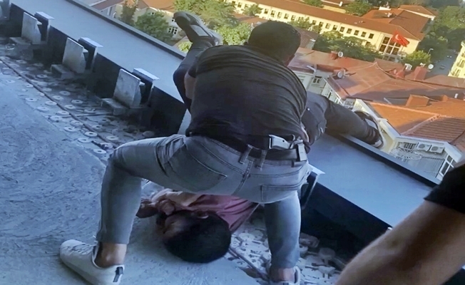Polis Son Anda Kurtardı!
