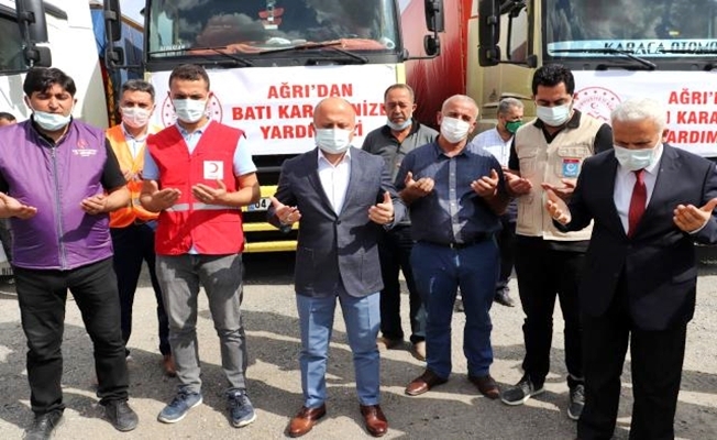Ağrı#039;da Afetzedelere 4 Tır Gıda ve İhtiyaç Malzemeleri Gönderildi