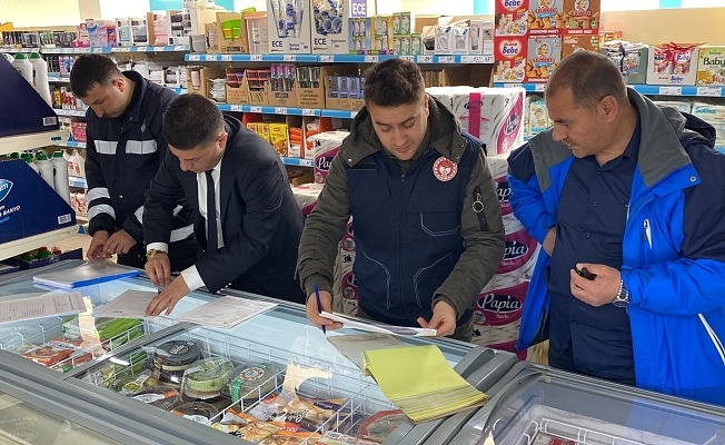 Ağrı Belediyesi Zabıta Ekiplerinden Şeker Denetimi