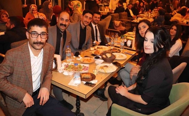 Ağrı#039;da avukatlar iftarda bir araya geldi