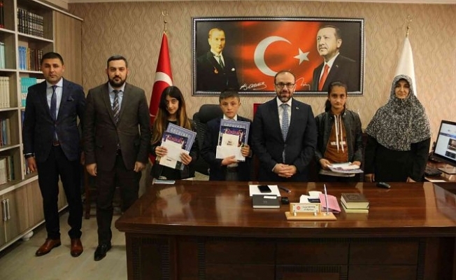 Ağrı#039;da dereceye giren öğrenciler ödüllendirildi