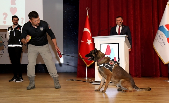 AİÇÜde Uyuşturucu ile Mücadele Konferansı Düzenlendi