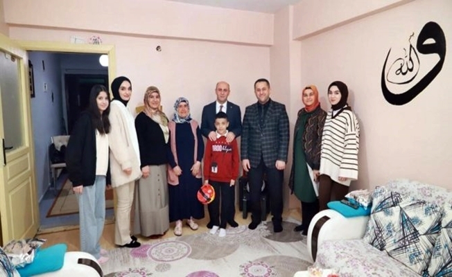 Doğubayazıt#039;ta şehit aileleri 8 Mart#039;ta unutulmadı