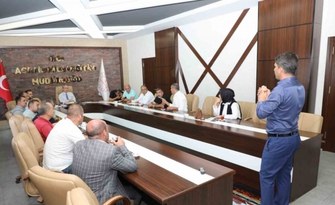 Ağrıda pansiyonlu okulların müdürleri ile toplantı yapıldı