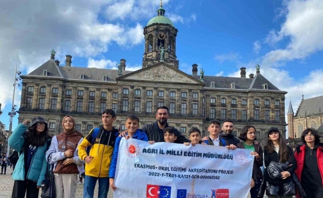 Ağrıda Erasmus projesi kapsamında 76 kişi Avrupaya gitti