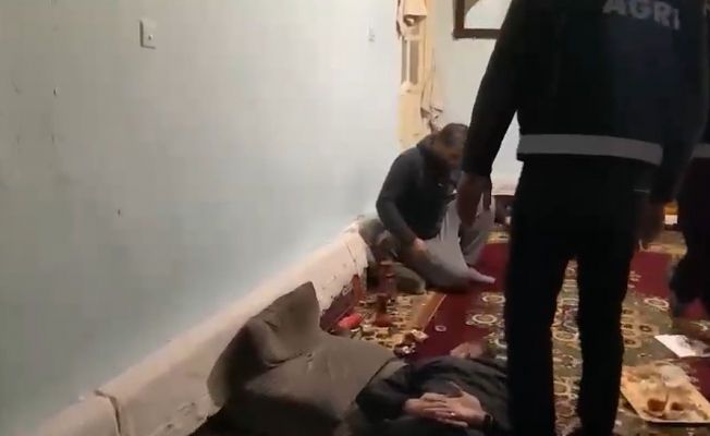 Ağrıda zehir tacirlerine geçit verilmiyor