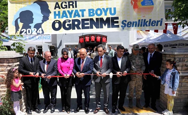 Ağrıda Hayat Boyu Öğrenme Şenliği düzenlendi