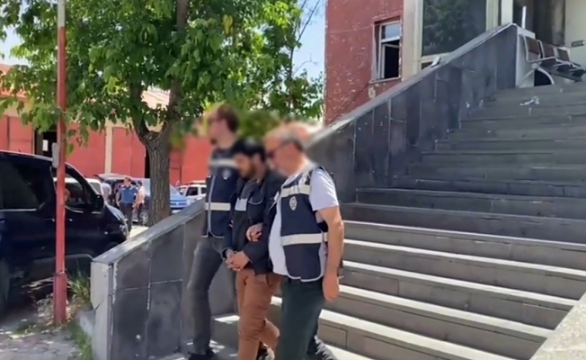 Ağrıda 20 yı hapis cezası bulunan dolandırıcılık ve silahlı yağma şüphelisi yakalandı