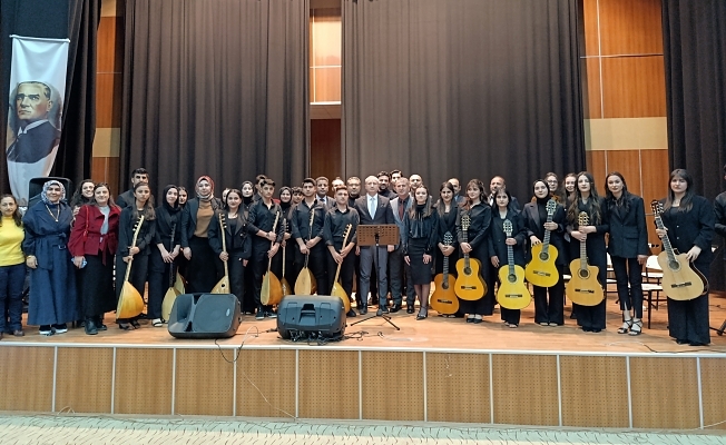 Ağrı Erol Parlak Güzel Sanatlar Lisesi#039;nde Sanat ve Eğitim Etkinlikleri Düzenlendi