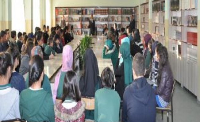 Muş Anadolu Lisesi öğrencileriyle bir araya geldi
