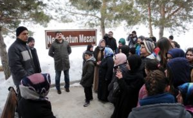 Yozgatlı Yetim Çocuklar, Erzurumda