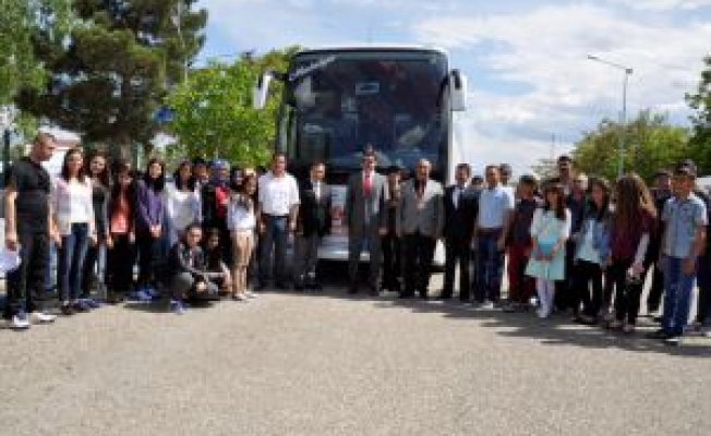 Arguvanlı Öğrenciler Çanakkaleye Gitti