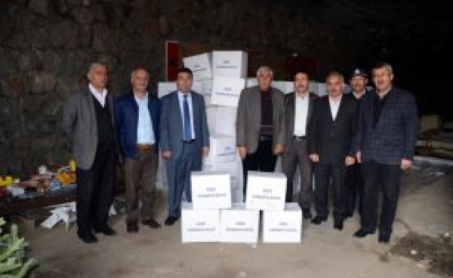 Sarıkamışta 500 Aileye Ramazan Yardımı