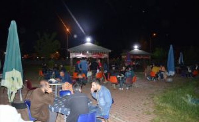 Malazgirtte Vatandaşlar Parklara Akın Ediyor