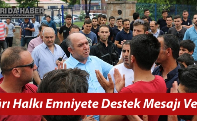 Ağrı Halkından İl Emniyet Müdürlüğüne Destek Yürüyüşü
