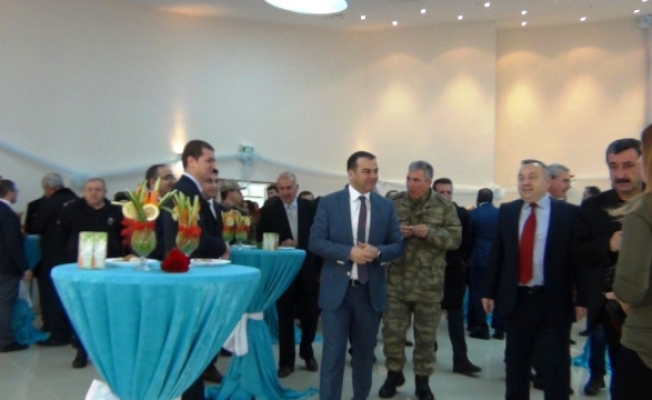 Yeni Salon Açıldı! Ercişte Şok Açılım