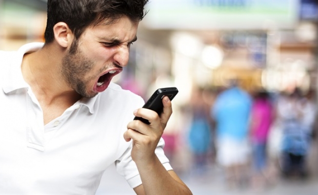 Kadınlardansa Erkekler Telefonsuz Kalmaktan Daha Çok Korkuyor