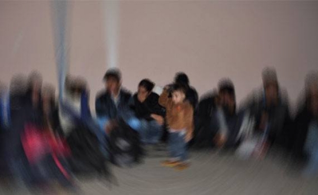 Ülkeye yasa dışı yollarla girmeye çalışan 36 Yabancı Uyruklu şahıs Yakalandı