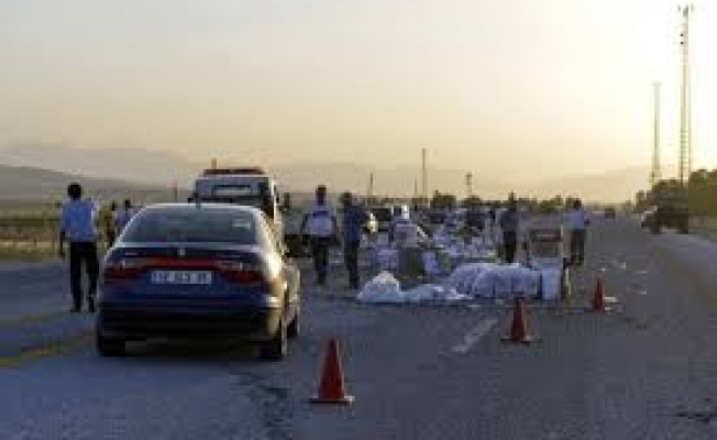 Polisten Kaçan Kaçakçı Kaza Yapınca Yakalandı !