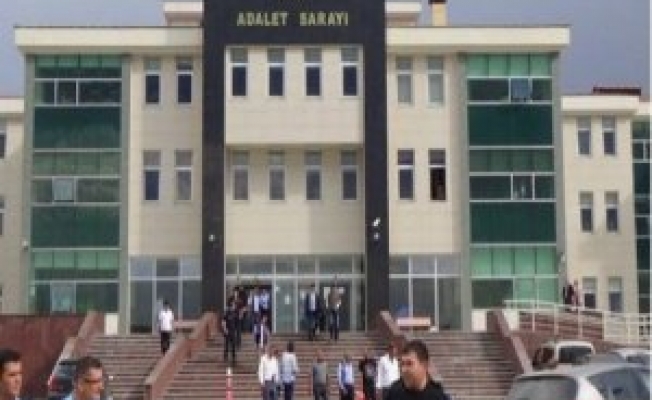 Karstaki Silahlı Kavgada Yakalanan Zanlı Adliyeye Sevk Edildi
