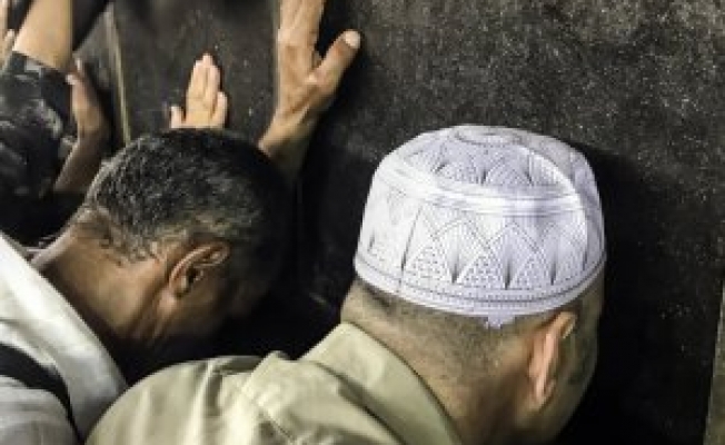 Kabede Dualar Ve Gözyaşları