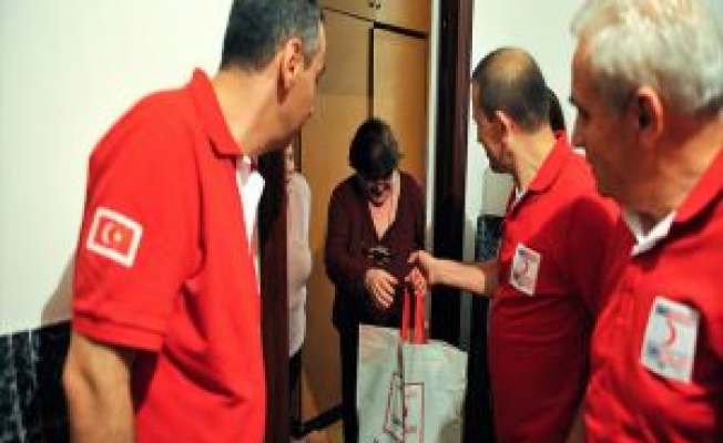 Kızılaydan 33 Ülkede 125 Bin Hisse Kurban