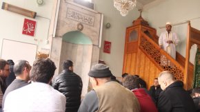 Bu camide 1 haftadır elektrikler yok